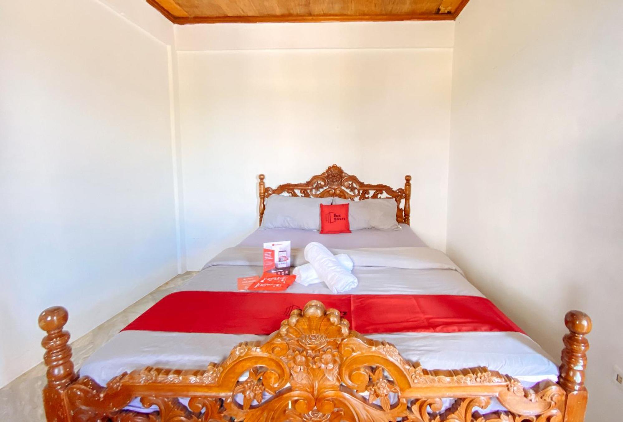 White Castle Beach Resort Iba Zambales Botolan Bagian luar foto